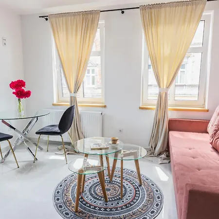 Moveen! Nowoczesne Studia Z Parkingiem! 10 Min Od Centrum Apartman *