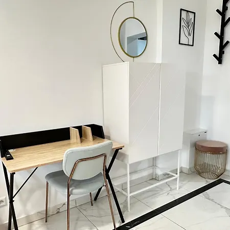 Moveen! Nowoczesne Studia Z Parkingiem! 10 Min Od Centrum