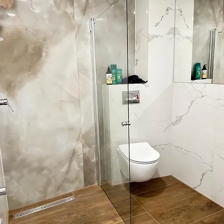 Moveen! Nowoczesne Studia Z Parkingiem! 10 Min Od Centrum