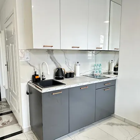 Moveen! Nowoczesne Studia Z Parkingiem! 10 Min Od Centrum Apartman