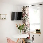 Apartmán Moveen! Nowoczesne Studia Z Parkingiem! 10 Min Od Centrum