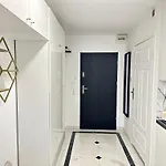 Moveen! Nowoczesne Studia Z Parkingiem! 10 Min Od Centrum Apartmán *