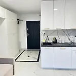 Moveen! Nowoczesne Studia Z Parkingiem! 10 Min Od Centrum Apartmán Vratislav