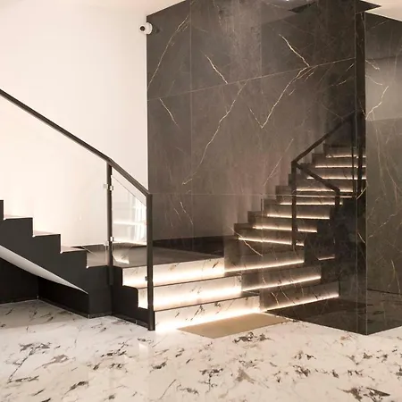 Moveen! Nowoczesne Studia Z Parkingiem! 10 Min Od Centrum Appartamento Breslavia