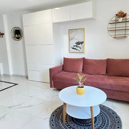 Moveen! Wynajem Apartamentow We Wroclawiu! 10 Minut Od Centrum