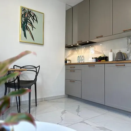Moveen! Wynajem Apartamentow We Wroclawiu! 10 Minut Od Centrum Apartament