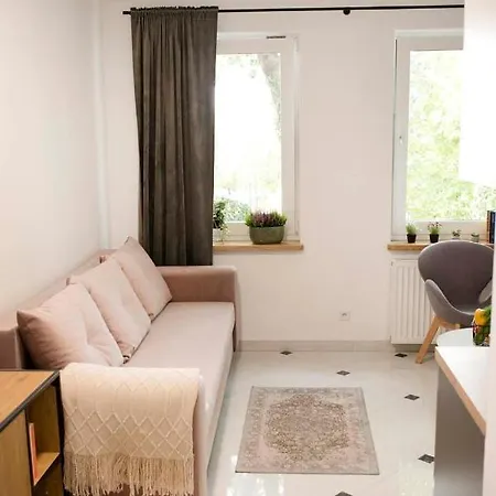 Moveen! Nowoczesne Studia Z Parkingiem! 10 Min Od Centrum * Breslavia