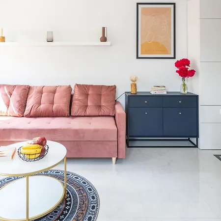 Moveen! Wynajem Apartamentow We Wroclawiu! 10 Minut Od Centrum