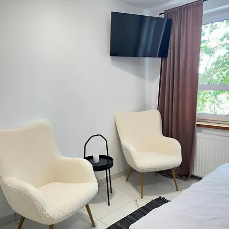 Moveen! Wynajem Apartamentow We Wroclawiu! 10 Minut Od Centrum *