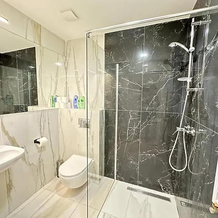 Moveen! Nowoczesne Studia Z Parkingiem! 10 Min Od Centrum Apartment Breslau