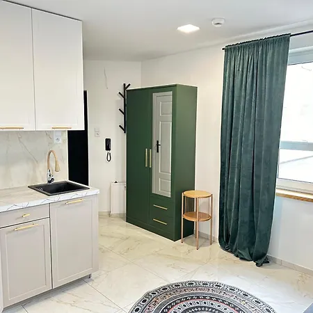 Moveen! Nowoczesne Studia Z Parkingiem! 10 Min Od Centrum Breslau