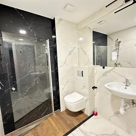 Moveen! Nowoczesne Studia Z Parkingiem! 10 Min Od Centrum Apartment *