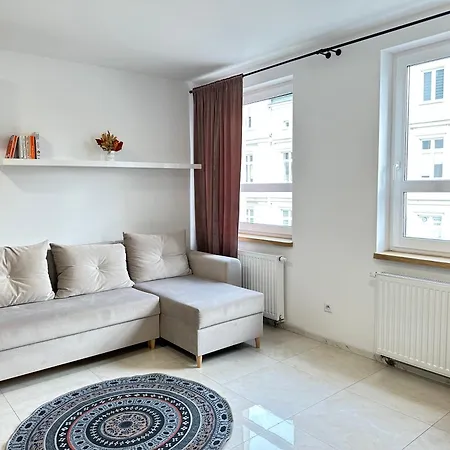 Moveen! Nowoczesne Studia Z Parkingiem! 10 Min Od Centrum * Breslavia