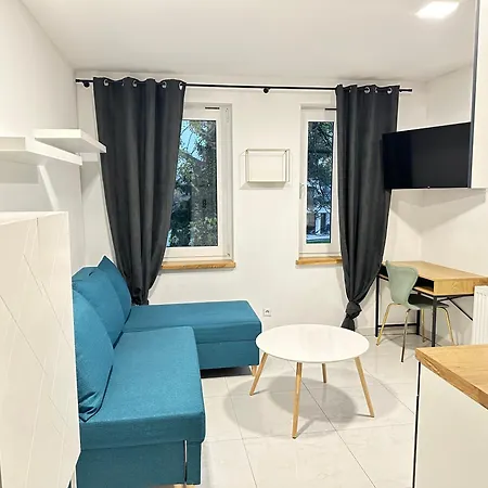 Moveen! Wynajem Apartamentow We Wroclawiu! 10 Minut Od Centrum * Wrocław