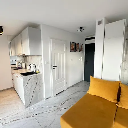 Moveen! Nowoczesne Studia Z Parkingiem! 10 Min Od Centrum * Breslavia