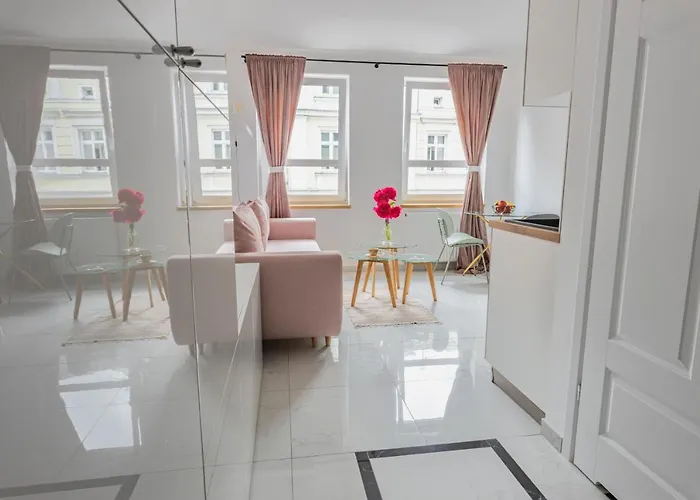 Moveen! Nowoczesne Studia Z Parkingiem! 10 Min Od Centrum Apartman Wrocław